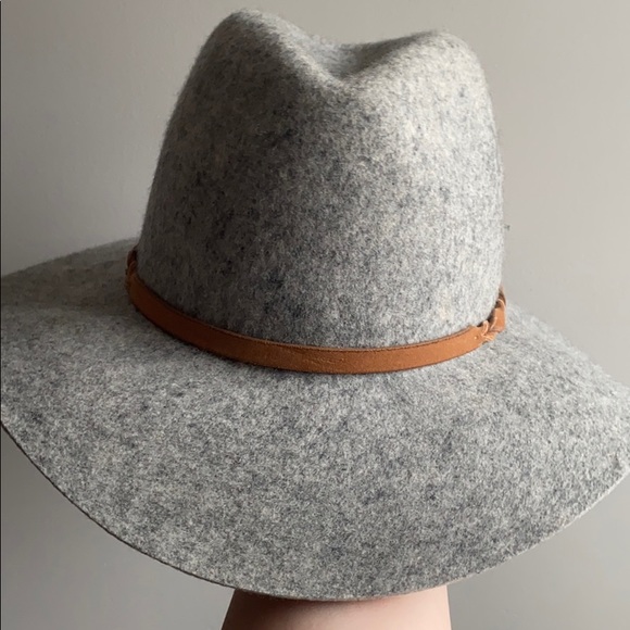 Panama hat - Picture 3 of 5